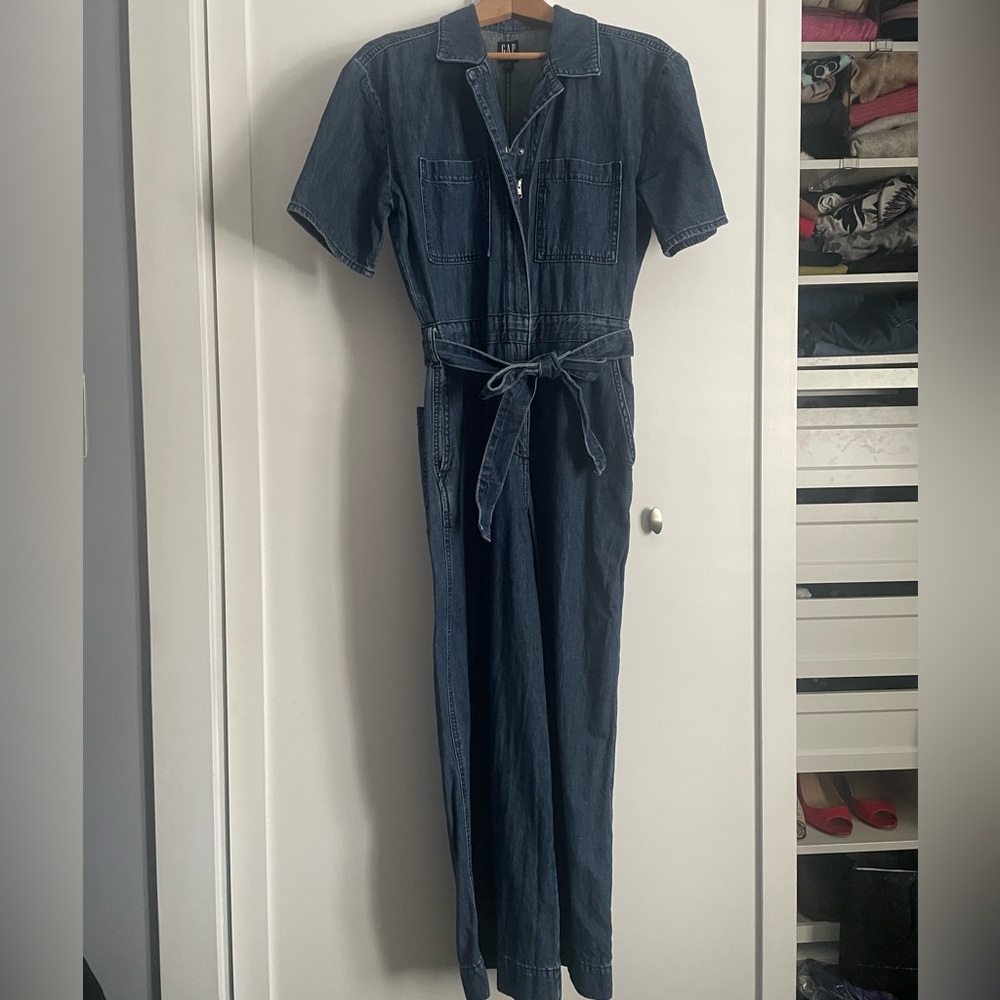 GAP Dark Blue Short-Sleeve Denim Jumpsuit with Tie Waist
